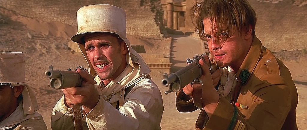 brenden-frasier-aiming-lebel-rifle-in-mummy-movie